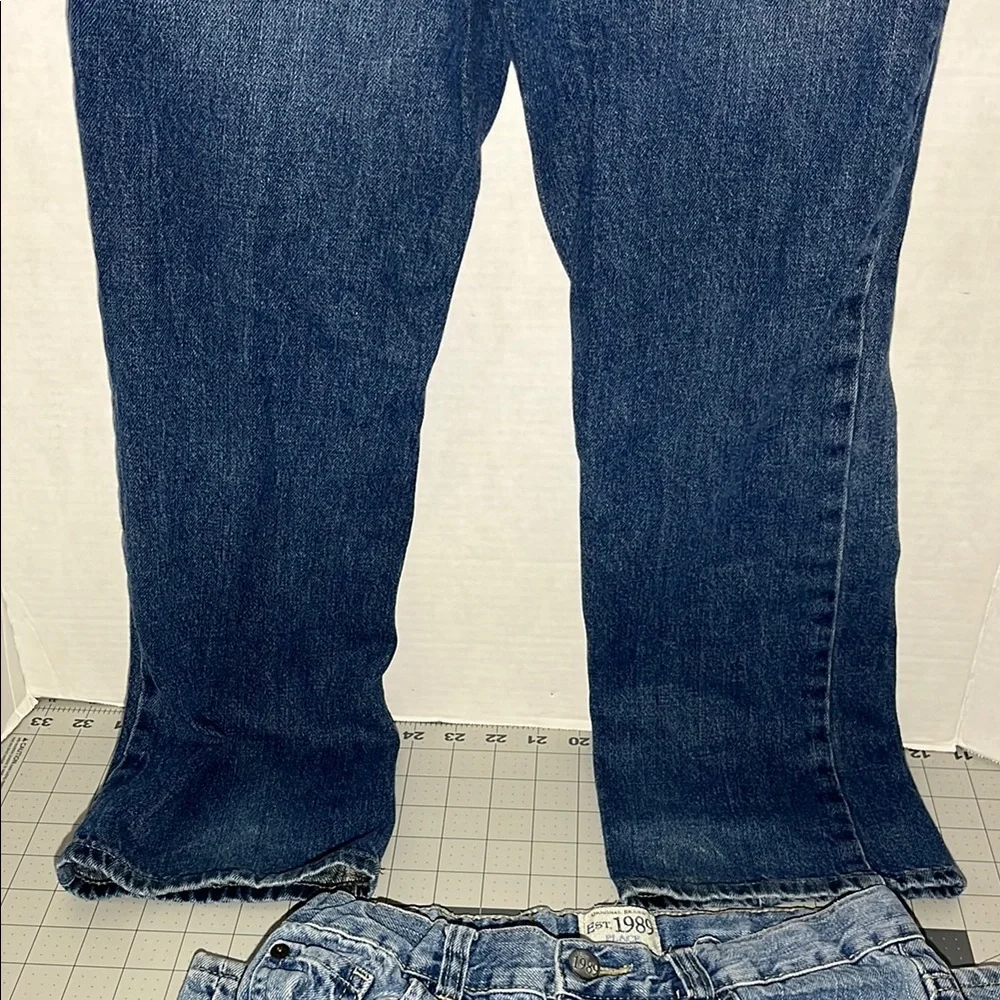 The Children's Place Blue Jeans Classic Denim Jeans bundle - Picture 9 of 14